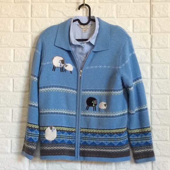 Vintage Sweaters - Vintage Alison Daley sheep blouse sweater set